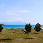 Theano Apartmán