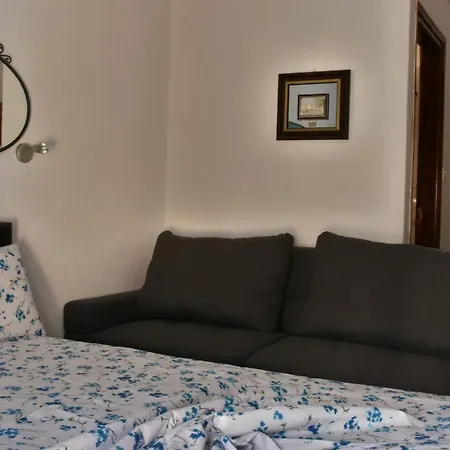 Theano Apartment