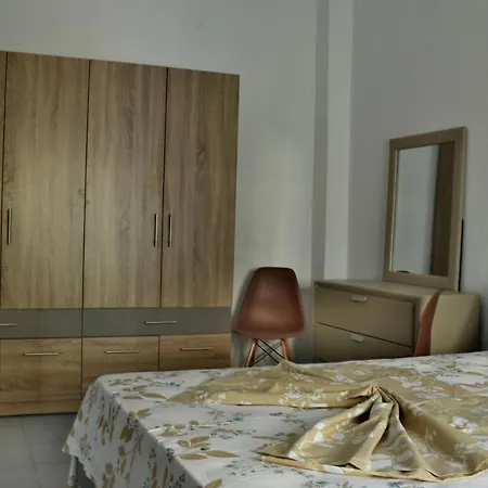 Theano * Paralia Sikias