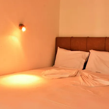 Theano Apartament Paralia Sikias