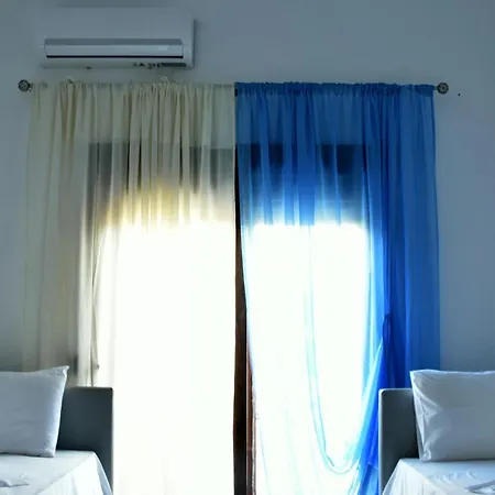 Theano Apartment *