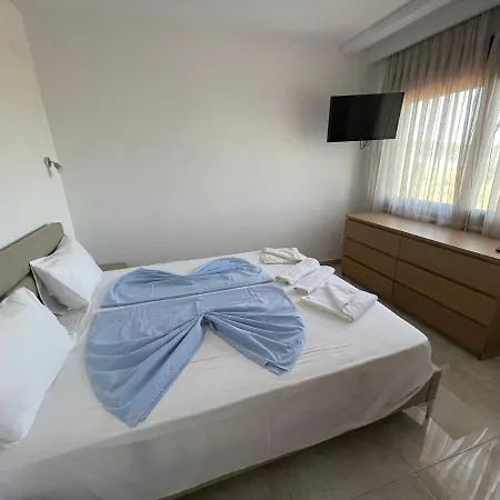 Theano Paralia Sikias