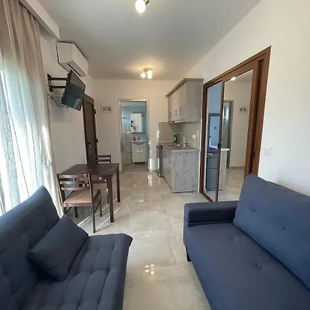 شقة Theano Paralia Sikias