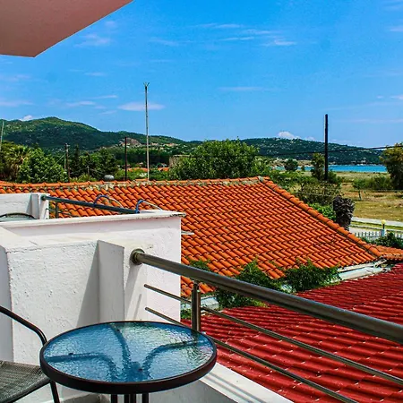Theano Apartment *