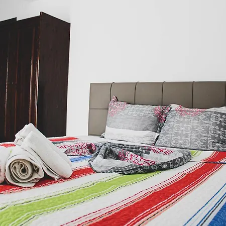 Apartment Theano *